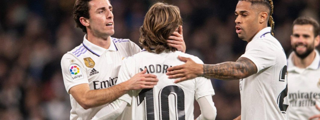 Benzemalla on kaksi!