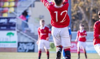 Luo uudelleen Wayne Rooneyn klassinen toiminta