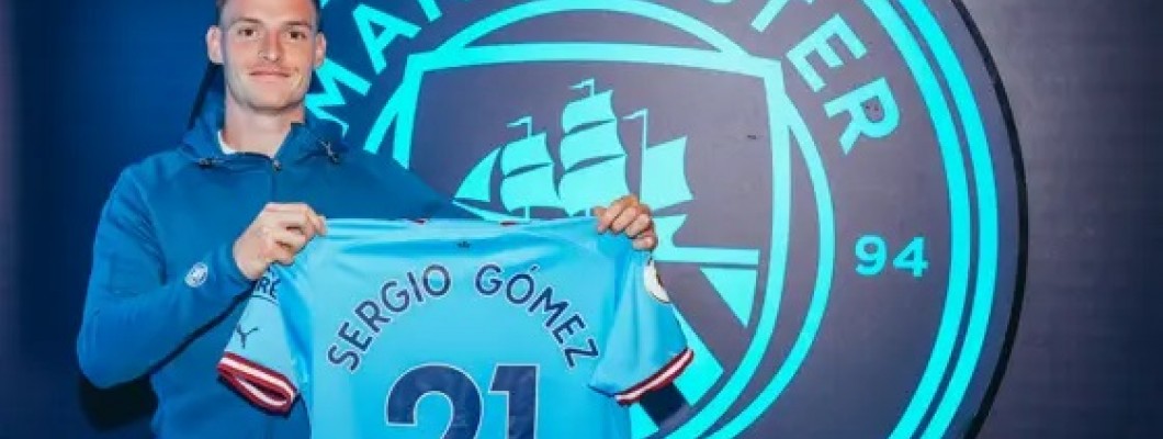 Manchester Cityn 21-vuotias uusi apumies käyttää nro 21 -paitaa