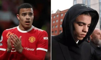 Manchester United on valinnan edessä