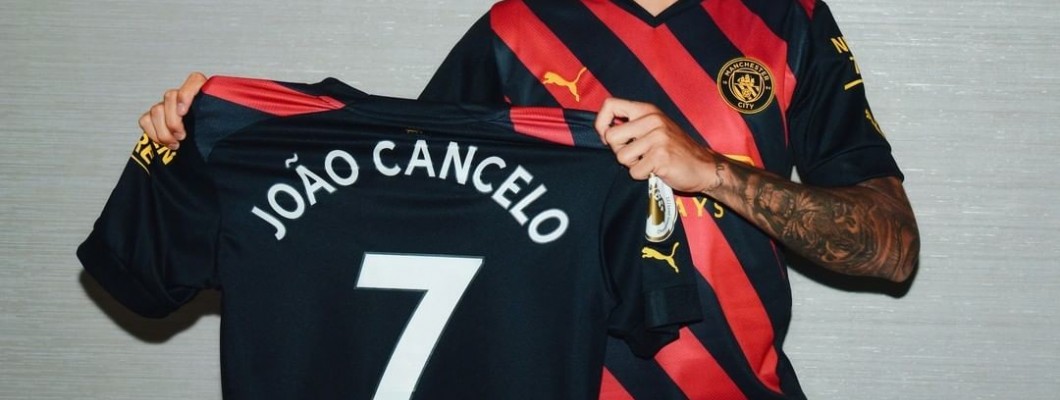 Puma Manchester City kauden 2022/23 vieraspaidan arvostus