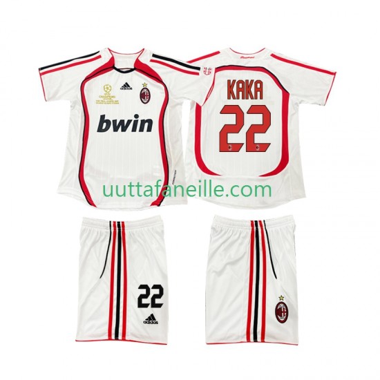 Jalkapallo Pelipaitoja AC Milan KAKA 22 2007 Retro Lasten Vieraspeliasu 2006 Lyhythihainen