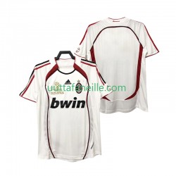 Jalkapallo Pelipaitoja AC Milan 2007 Retro Mies Vieraspeliasu 2006 Lyhythihainen