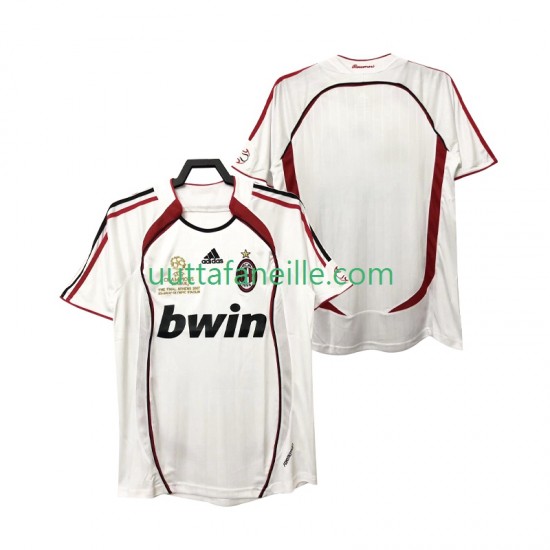 Jalkapallo Pelipaitoja AC Milan 2007 Retro Mies Vieraspeliasu 2006 Lyhythihainen