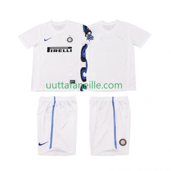 Jalkapallo Pelipaitoja Inter Milan Retro Lasten Vieraspeliasu 2011 2010 Lyhythihainen