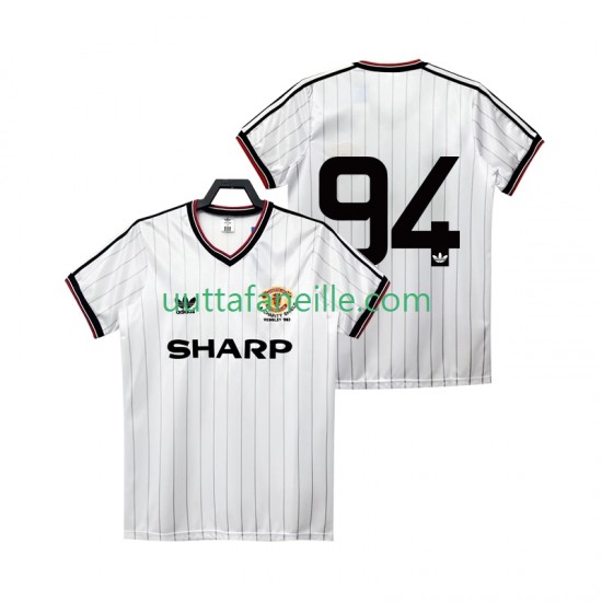 Jalkapallo Pelipaitoja Manchester United 94 1983 1984 Retro Mies Vieraspeliasu Lyhythihainen