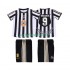 Jalkapallo Pelipaitoja Newcastle United SHEARER 9 1997 Retro Lasten Kotipeliasu 1999 Lyhythihainen