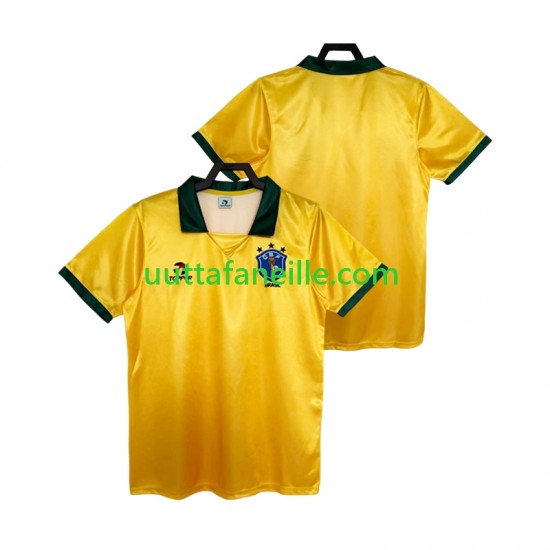 Jalkapallo Pelipaitoja Brasilia 1988 Retro Mies Kotipeliasu Lyhythihainen