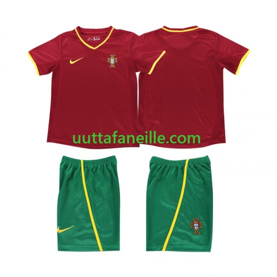 Jalkapallo Pelipaitoja Portugali Retro Lasten Kotipeliasu 2002 Lyhythihainen