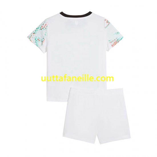 Jalkapallo Pelipaitoja Portugali Lasten Vieraspeliasu 2025 Lyhythihainen