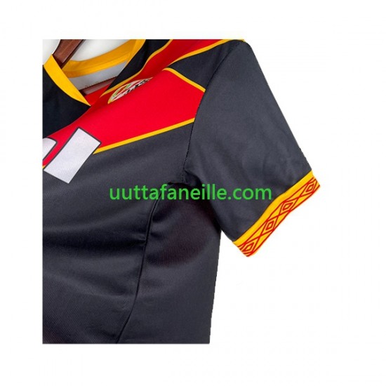 Jalkapallo Pelipaitoja Rayo Vallecano Mies Vieraspeliasu 2023-2024 Lyhythihainen