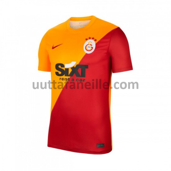 Jalkapallo Pelipaitoja Galatasaray Kotipeliasu 2021-2022 Lyhythihainen