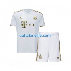 Jalkapallo Pelipaitoja FC Bayern München Lasten Vieraspeliasu 2022-2023 Lyhythihainen