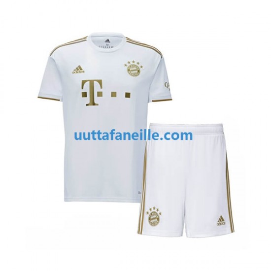 Jalkapallo Pelipaitoja FC Bayern München Lasten Vieraspeliasu 2022-2023 Lyhythihainen