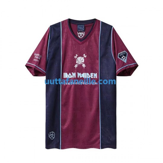 Jalkapallo Pelipaitoja West Ham United Iron Maiden Retro Mies Vieraspeliasu 2011 Lyhythihainen