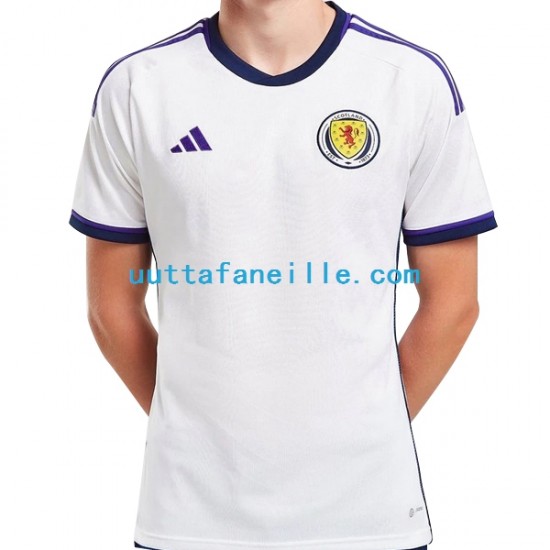 Jalkapallo Pelipaitoja Skotlanti Mies Vieraspeliasu 2022 Lyhythihainen